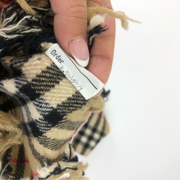 Vintage Burberry’s London Nova Check Plaid Tan Wool Fringe Scarf - Picture 13 of 16